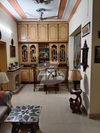 مارگلہ ٹاؤن اسلام آباد میں 5 کمروں کا 6 مرلہ مکان 4.5 کروڑ میں برائے فروخت۔