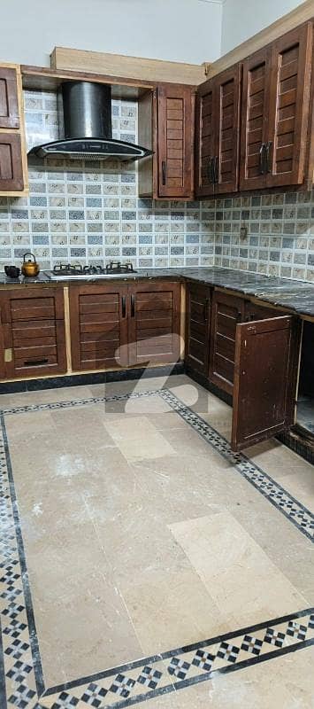 BEAUTIFUL LOCATION 10 MARLA BASEMENT FOR RENT