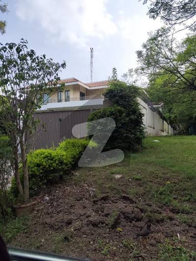 ایف ۔ 6/3 ایف ۔ 6,اسلام آباد میں 6 کمروں کا 2 کنال مکان 56.0 کروڑ میں برائے فروخت۔