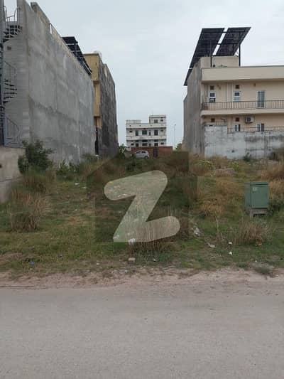 10 Marla Front open Residential Plot For Sale