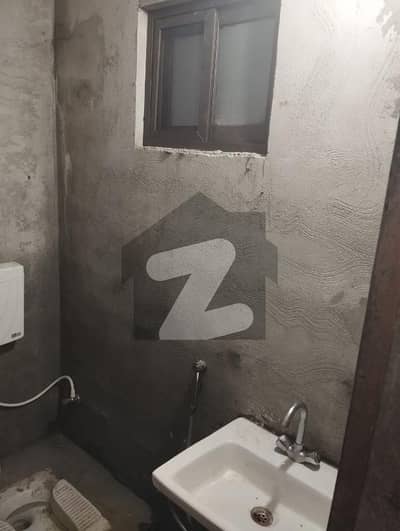 احمد ایوینیو لاہور میں 3 کمروں کا 3 مرلہ مکان 97.0 لاکھ میں برائے فروخت۔