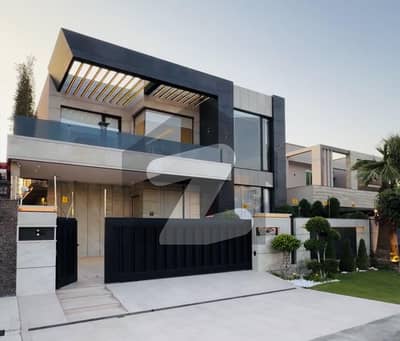 One kanal luxurious bungalow located near dolmen mall available for rent in dha phase 6 Lahore