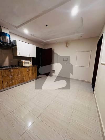 گلبرگ ہائٹس گلبرگ گرینز,گلبرگ,اسلام آباد میں 1 کمرے کا 3 مرلہ فلیٹ 1.3 کروڑ میں برائے فروخت۔