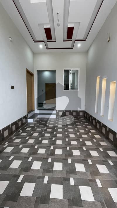 گرین آرچرڈ لوئر کینال روڈ,فیصل آباد میں 3 کمروں کا 3 مرلہ مکان 1.1 کروڑ میں برائے فروخت۔ گرین آرچرڈ لوئر کینال روڈ,فیصل آباد میں 3 کمروں کا 3 مرلہ مکان 1.1 کروڑ میں برائے فروخت۔