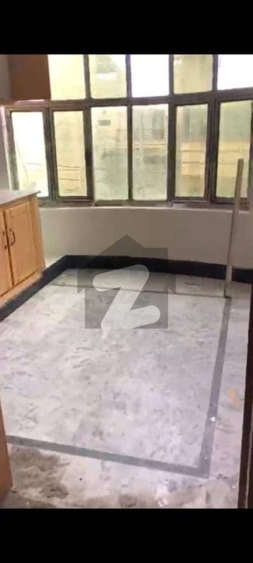 حیات آباد فیز 7 حیات آباد,پشاور میں 3 کمروں کا 5 مرلہ بالائی پورشن 45.0 ہزار میں کرایہ پر دستیاب ہے۔