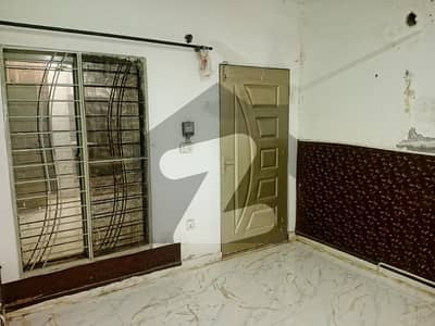 SHADIWAL CHOWK. ROOM FOR RENT