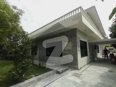 F-10 Double Story House 4 Bedroom Near F-10 Markaz