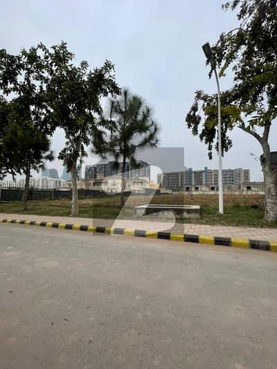 7 Marla Develop Solid Land Corner Plot Available In C Block of Gulberg Residencia