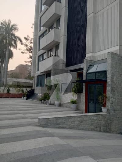 Gulberg Prime location Flat For Rent