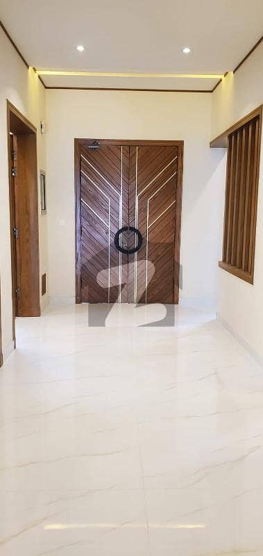 سوان گارڈن ۔ بلاک ای سوان گارڈن,اسلام آباد میں 6 کمروں کا 1 کنال مکان 7.5 کروڑ میں برائے فروخت۔