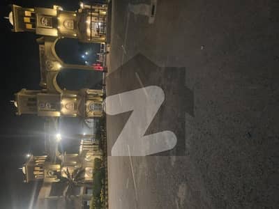 الحفیظ گارڈن - فیز 2 مین کینال بینک روڈ,لاہور میں 5 مرلہ رہائشی پلاٹ 1.05 کروڑ میں برائے فروخت۔