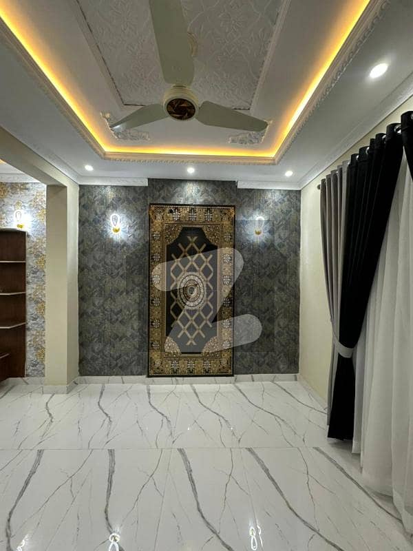 30 MARLA UPPER PORTION AVAILABLE FOR RENT 30 MARLA UPPER PORTION AVAILABLE FOR RENT