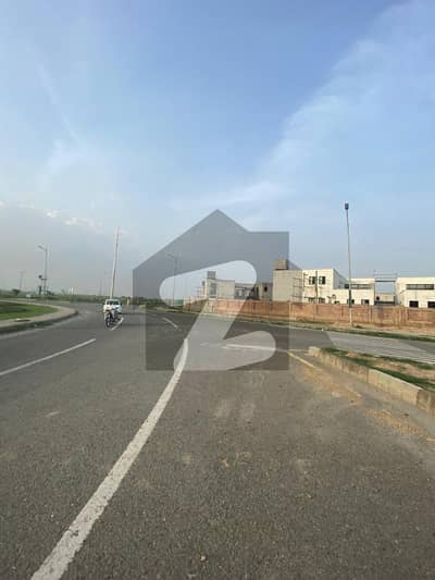 ڈی ایچ اے فیز 4 - بلاک ڈبل ای فیز 4,ڈیفنس (ڈی ایچ اے),لاہور میں 10 مرلہ رہائشی پلاٹ 2.85 کروڑ میں برائے فروخت۔ ڈی ایچ اے فیز 4 - بلاک ڈبل ای فیز 4,ڈیفنس (ڈی ایچ اے),لاہور میں 10 مرلہ رہائشی پلاٹ 2.85 کروڑ میں برائے فروخت۔