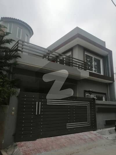 10 Marla Newly Build House For Sale 10 Marla Newly Build House For Sale