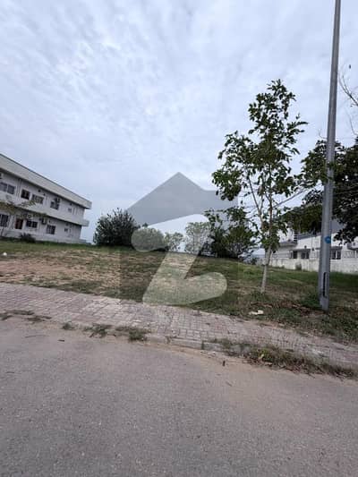 1 Kanal Corner Plot for Sale in DHA Phase 2 Islamabad Sector G | Main Plaza Avenue Double Road | Sun Facing