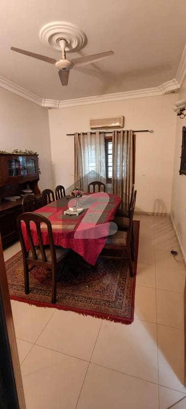 500 Yards Bungalow For Sale - Creek Lane