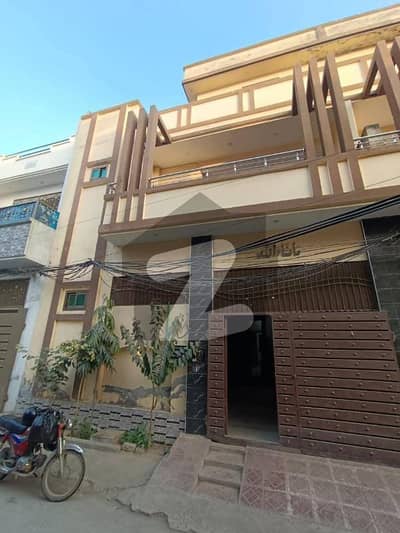 کشمیر روڈ سیالکوٹ میں 5 کمروں کا 5 مرلہ مکان 65.0 ہزار میں کرایہ پر دستیاب ہے۔