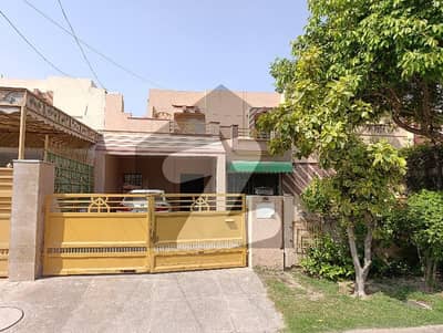 ایڈن ایونیو ایکسٹینشن لاہور میں 3 کمروں کا 8 مرلہ مکان 85.0 ہزار میں کرایہ پر دستیاب ہے۔