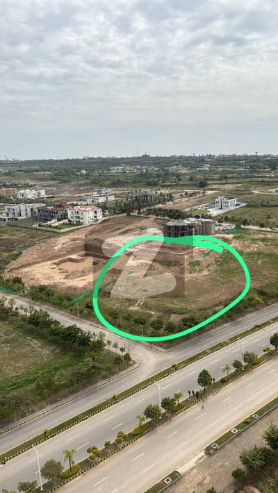 گلبرگ گرینز ۔ بلاک ای گلبرگ گرینز,گلبرگ,اسلام آباد میں 9 کنال رہائشی پلاٹ 22.0 کروڑ میں برائے فروخت۔