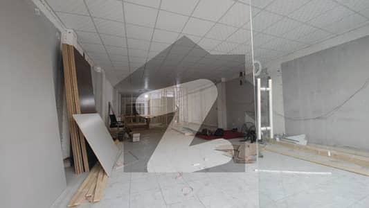 10 Marla Second Floor Hall Available For Rent