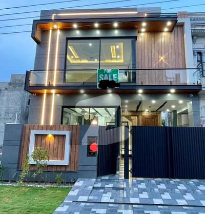 ویلینشیاء ہاؤسنگ سوسائٹی لاہور میں 3 کمروں کا 5 مرلہ مکان 2.7 کروڑ میں برائے فروخت۔ ویلینشیاء ہاؤسنگ سوسائٹی لاہور میں 3 کمروں کا 5 مرلہ مکان 2.7 کروڑ میں برائے فروخت۔