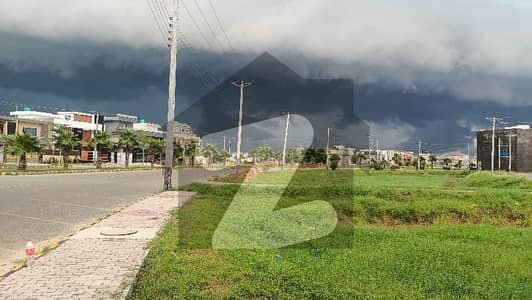 5 Marla Residential Plot For Sale In Huraira Block