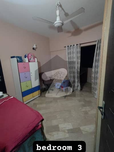 A 1550 Square Feet Flat In Karachi Is On The Market For sale