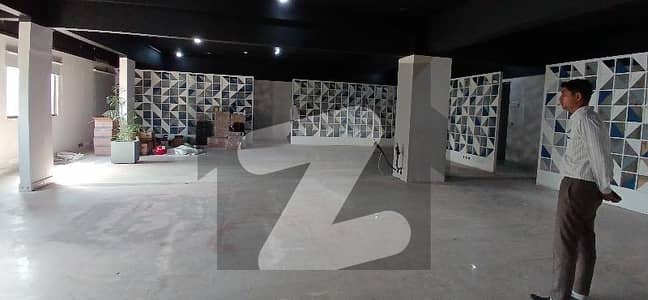 شاہراہِ فیصل کراچی میں 1 کنال دفتر 6.5 لاکھ میں کرایہ پر دستیاب ہے۔