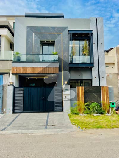 رائل آرچرڈ ملتان پبلک سکول روڈ,ملتان میں 3 کمروں کا 5 مرلہ مکان 1.95 کروڑ میں برائے فروخت۔ رائل آرچرڈ ملتان پبلک سکول روڈ,ملتان میں 3 کمروں کا 5 مرلہ مکان 1.95 کروڑ میں برائے فروخت۔