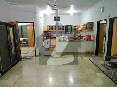 گلستانِ جوہر کراچی میں 3 کمروں کا 10 مرلہ مکان 65.0 ہزار میں کرایہ پر دستیاب ہے۔