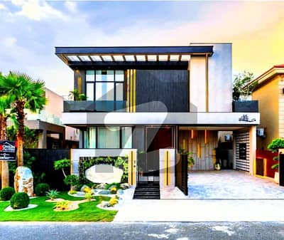 Elegant Ultra Modern Design House For Sale At Top Location Near To Raya Commercial