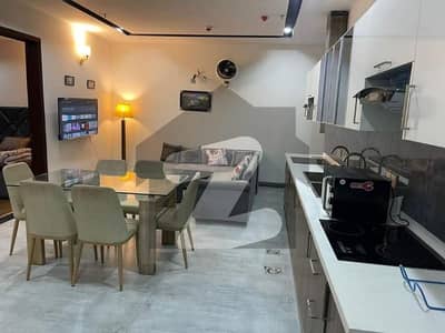 ARENA MALL GULBERG GREEN 2 BEDROOM NON FURNISHED APARTMENT FOR RENT