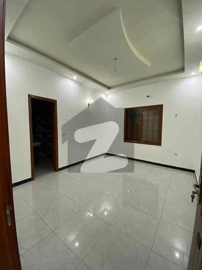 گلشنِ اقبال - بلاک 5 گلشنِ اقبال,گلشنِ اقبال ٹاؤن,کراچی میں 10 مرلہ دفتر 2.2 لاکھ میں کرایہ پر دستیاب ہے۔