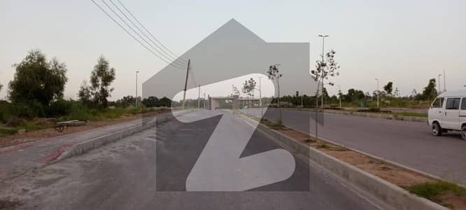 ڈی ایچ اے ڈیفینس فیز 3 ڈی ایچ اے ڈیفینس,اسلام آباد میں 1 کنال رہائشی پلاٹ 2.25 کروڑ میں برائے فروخت۔