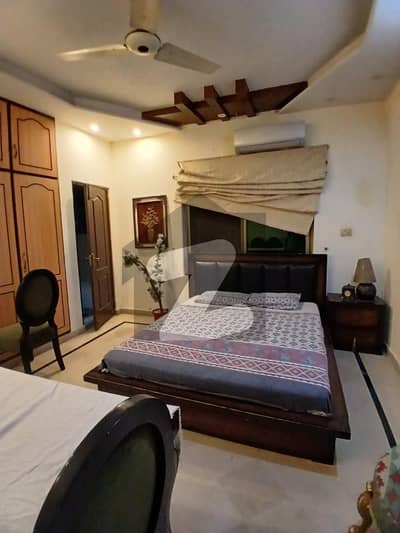 house for sale in gous e Azam colony gulberg 2