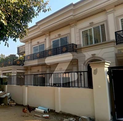 I-8/2.40x80 Single Storey House Available For Rent