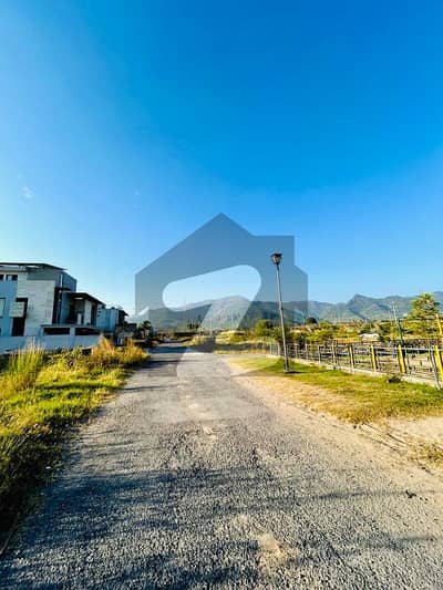 ڈی ۔ 12/3 ڈی ۔ 12,اسلام آباد میں 14 مرلہ رہائشی پلاٹ 7.5 کروڑ میں برائے فروخت۔