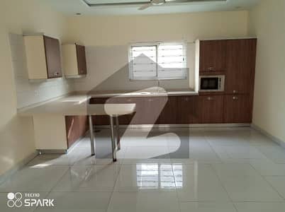 بحریہ ٹاؤن فیز 7 بحریہ ٹاؤن راولپنڈی,راولپنڈی میں 5 کمروں کا 2 کنال مکان 4.0 لاکھ میں کرایہ پر دستیاب ہے۔ بحریہ ٹاؤن فیز 7 بحریہ ٹاؤن راولپنڈی,راولپنڈی میں 5 کمروں کا 2 کنال مکان 4.0 لاکھ میں کرایہ پر دستیاب ہے۔