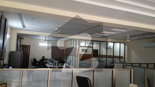 ویلینشیاء ۔ بلاک ڈی ویلینشیاء ہاؤسنگ سوسائٹی,لاہور میں 8 مرلہ دفتر 1.6 لاکھ میں کرایہ پر دستیاب ہے۔