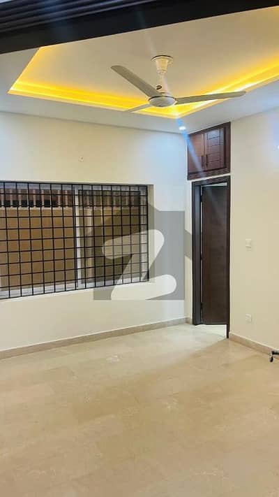 14 Marla Corner Triple Story House for Sale In G-13