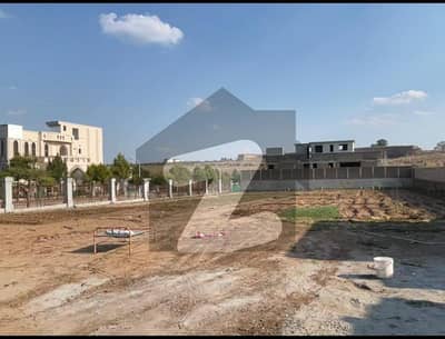 گلبرگ گرینز ۔ بلاک بی گلبرگ گرینز,گلبرگ,اسلام آباد میں 4 کنال رہائشی پلاٹ 9.75 کروڑ میں برائے فروخت۔