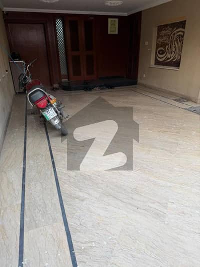 10 Marla House for sale in iqbal town