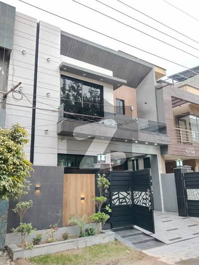 5 Marla Brand New Facing Park House For Sale