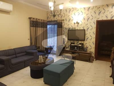 10 Marla House In Divine Garden