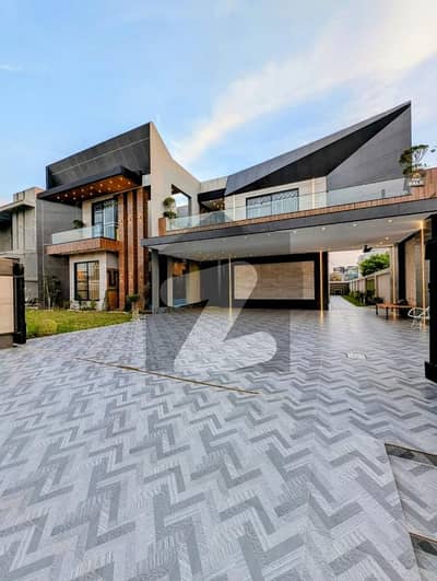 2 Kanal Ultra Modern Luxury House For Sale