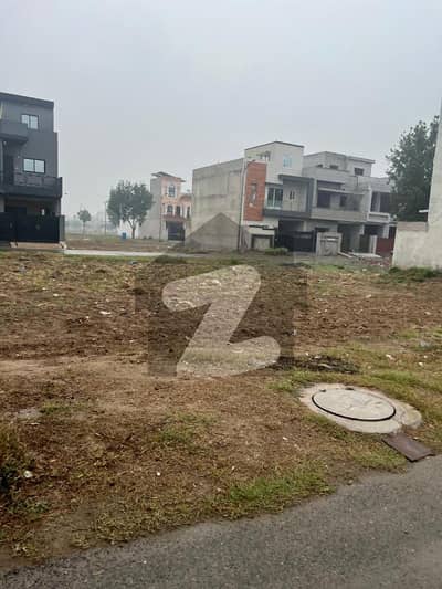 نیو لاہور سٹی ۔ فیز 3 نیو لاهور سٹی,لاہور میں 5 مرلہ رہائشی پلاٹ 29.0 لاکھ میں برائے فروخت۔