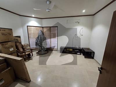 ڈی ایچ اے فیز 5 - بلاک جی فیز 5,ڈیفنس (ڈی ایچ اے),لاہور میں 5 کمروں کا 2 کنال مکان 22.0 کروڑ میں برائے فروخت۔