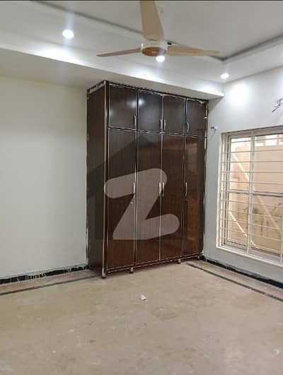 بحریہ انکلیو بحریہ ٹاؤن,اسلام آباد میں 2 کمروں کا 5 مرلہ زیریں پورشن 45.0 ہزار میں کرایہ پر دستیاب ہے۔