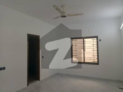 300, SQYARD GROUND PLUS BASEMENT SILENT COMMERCIAL OFFICE USED IT SOFTWARE HOUSE WAREHOUSE AVAILABLE VIP LOCATION MAIN ROAD
