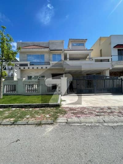 بحریہ انکلیو - سیکٹر سی بحریہ انکلیو,بحریہ ٹاؤن,اسلام آباد میں 6 کمروں کا 1 کنال مکان 10.0 کروڑ میں برائے فروخت۔ بحریہ انکلیو - سیکٹر سی بحریہ انکلیو,بحریہ ٹاؤن,اسلام آباد میں 6 کمروں کا 1 کنال مکان 10.0 کروڑ میں برائے فروخت۔